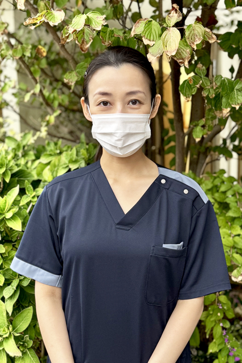 歯科医師　藤井真由子